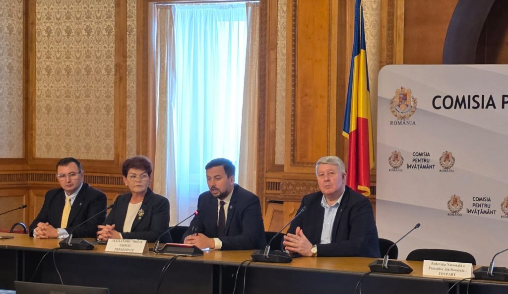 Dezbatere parlamentară: cât și unde îi lăsăm pe cei mici, în online. Senatorul Laurențiu Țepeluș (PSD): inițiativele existente, incomplete și dificil de aplicat (P)