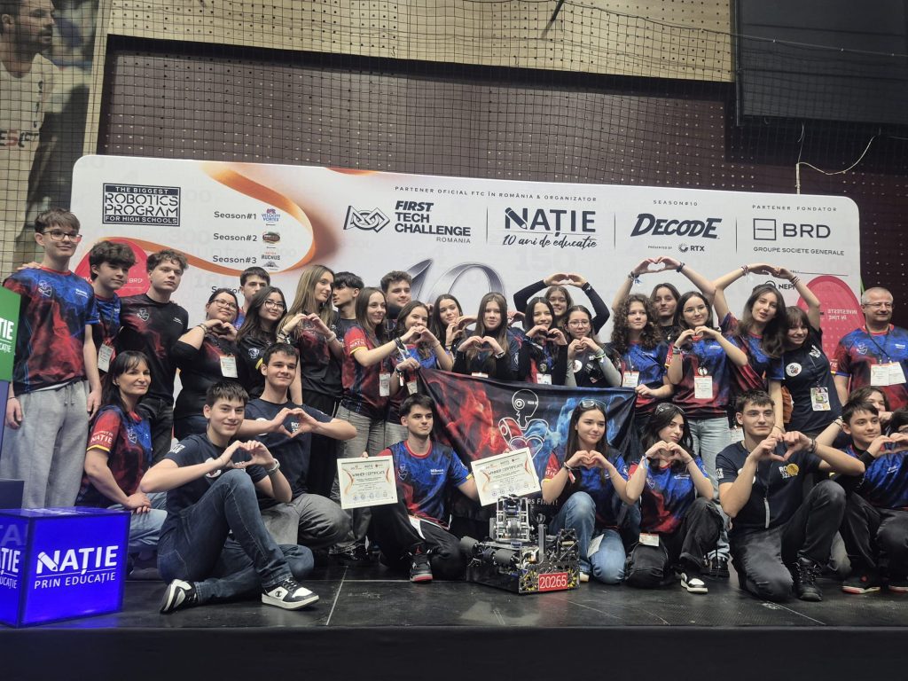 Liceenii de la Hasdeu au strălucit la First Tech Challenge: locul 1, record mondial și două echipe premiate