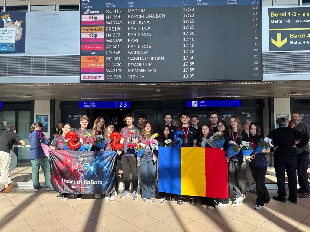 Două echipe de la Hasdeu intră în cea mai importantă competiție de robotică. Au muncit 6 luni pentru acest moment