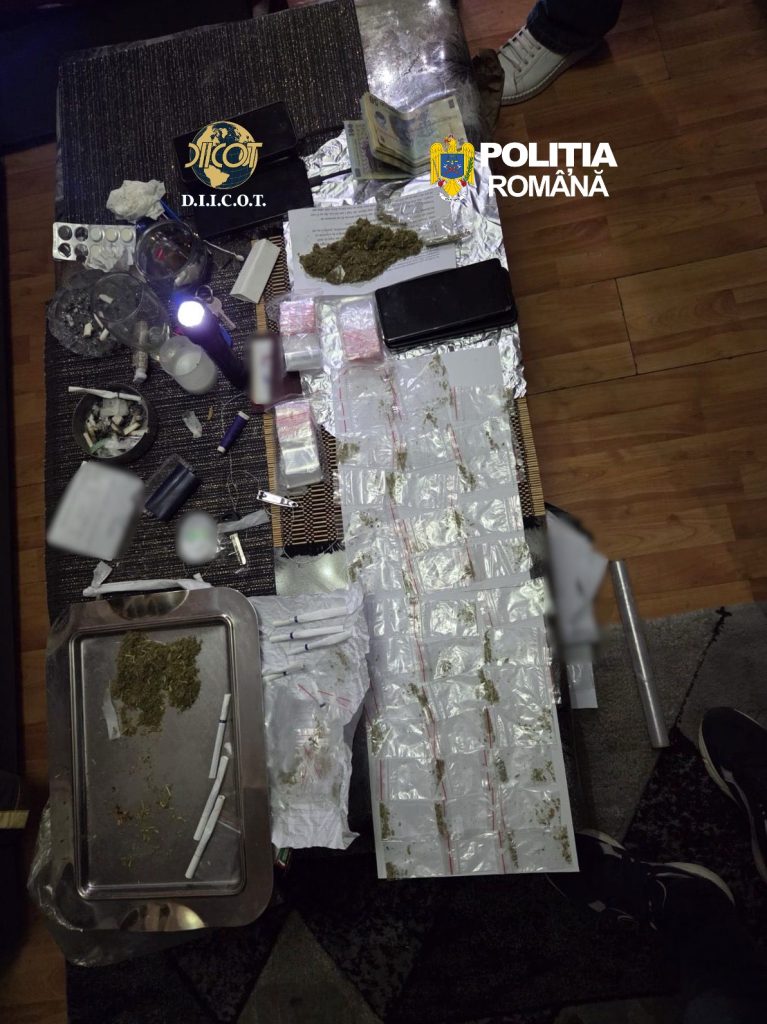 Șase dintr-o lovitură! Traficanți de droguri care alimentau piața din Buzău, trimiși după gratii. Printre ei, un bărbat și cei doi fii