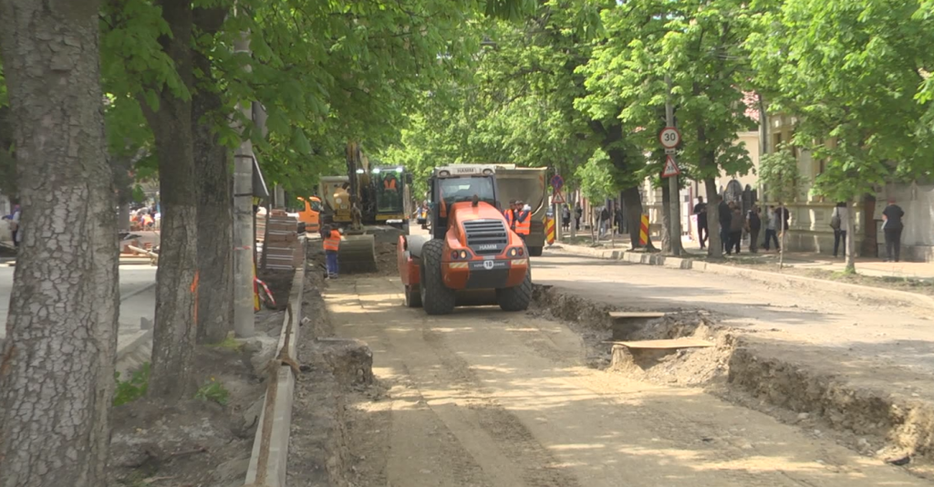 Segment din Bulevardul Bălcescu, închis! Evitați zona! (FOTO&VIDEO)