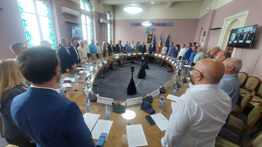 TOMA A PIERDUT CONTROLUL! Consilierii PSD au votat azi împotriva re-reabilitării străzii Cuza Vodă, propus de primar! Gata cu harababura din Primărie! Sedință informală cu amenințări