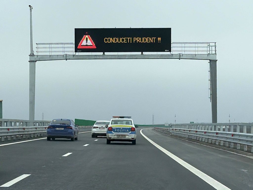Restricții pe Autostrada A7! Se circulă cu viteză redusă în zona Spătaru, pe ambele sensuri. Ce se întâmplă