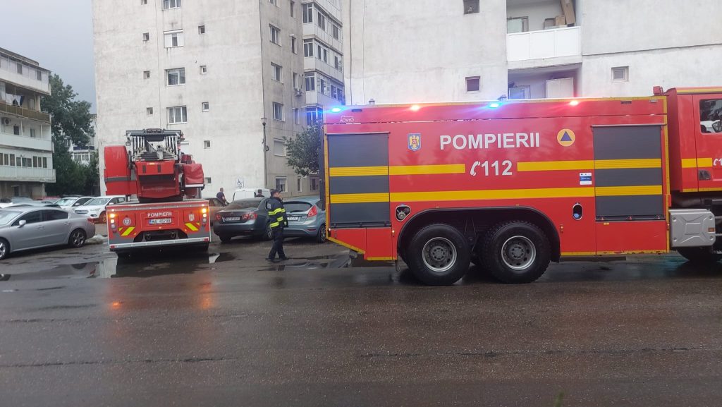 (VIDEO) Cum două pulpe de pui au pus sistemele în alertă! Sirenele au răsunat în Buzău