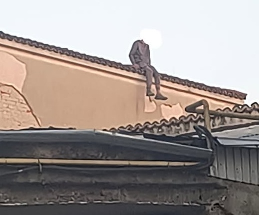 Tentativă de suicid, dejucată de polițiștii locali